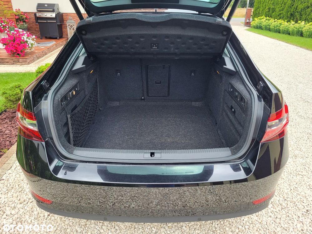Skoda Superb 2.0 TDI 4x4 L&K DSG - 24