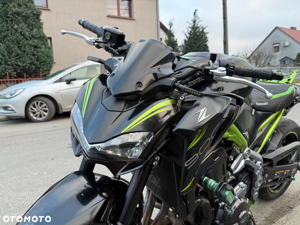 Kawasaki Z 900 - 16