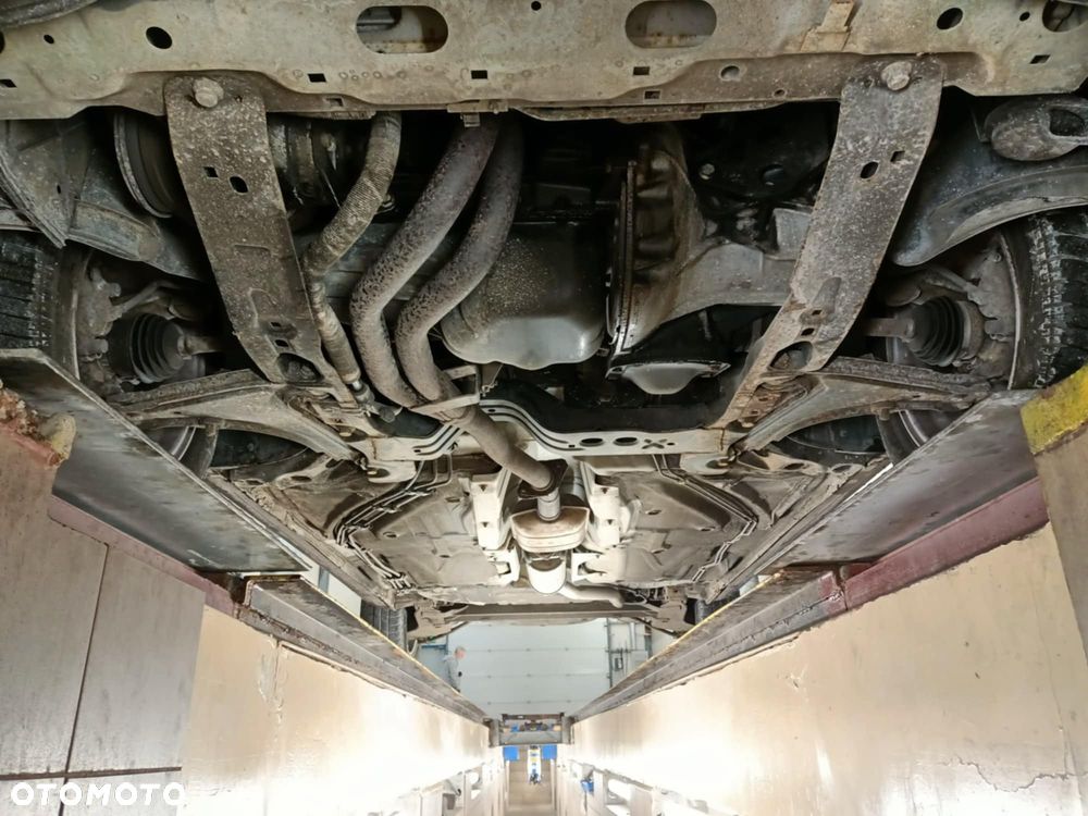 Opel Vectra 2.0 CDX - 31