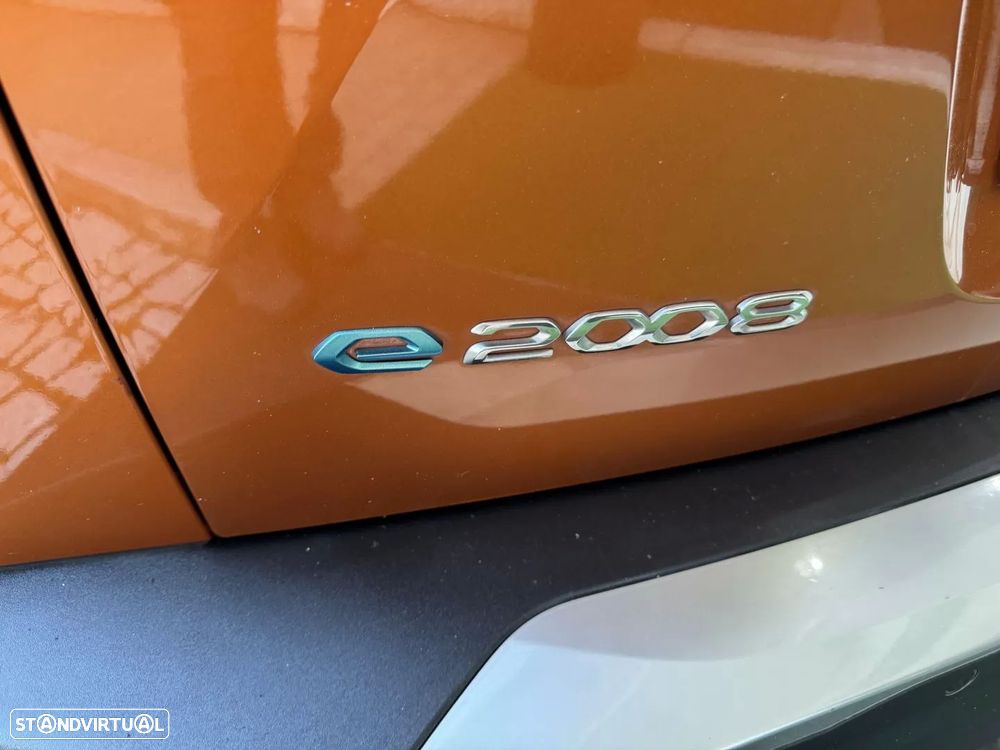 Peugeot e-2008 50 kWh Allure - 30