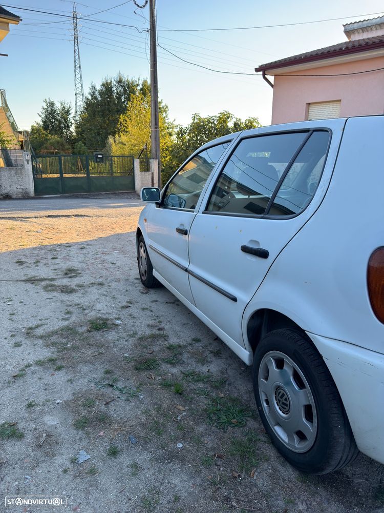 VW Polo - 2