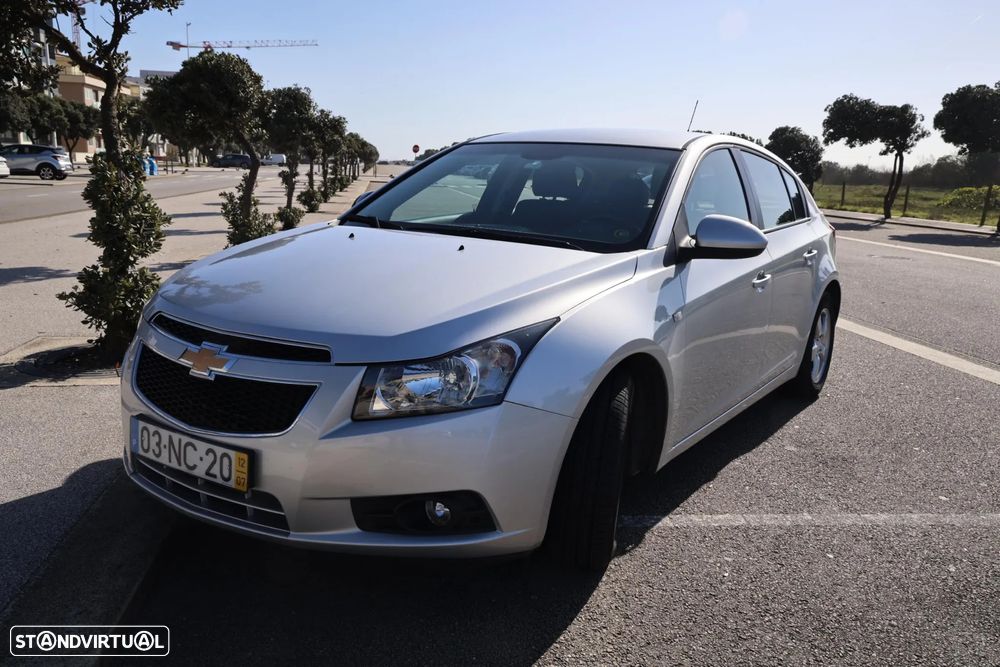 Chevrolet Cruze 1.6 LT - 5
