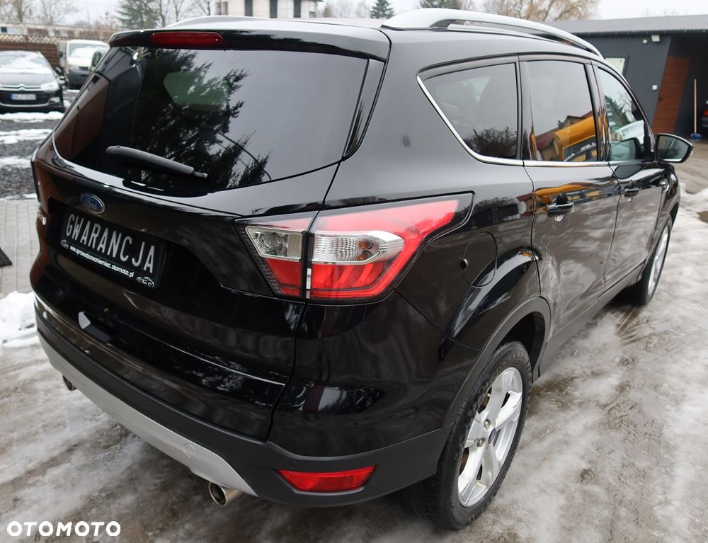 Ford Kuga 2.0 TDCi 2x4 Titanium - 28
