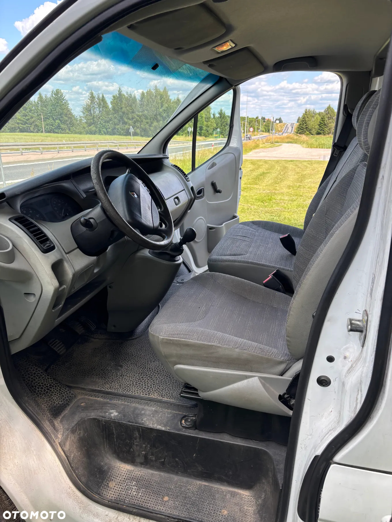 Renault Trafic - 12