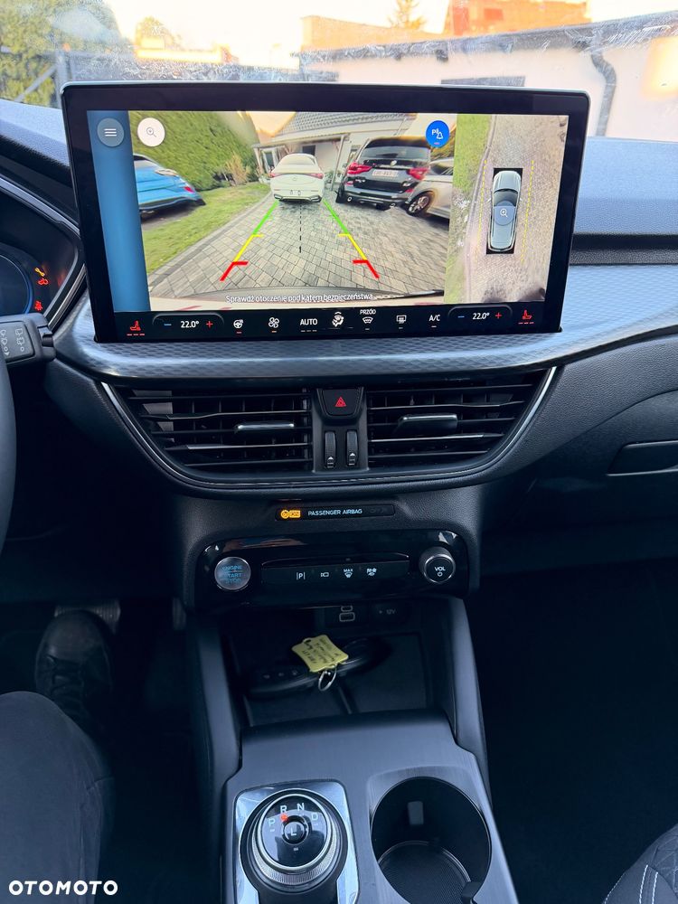 Ford Kuga 2.5 Duratec PHEV TITANIUM X - 24