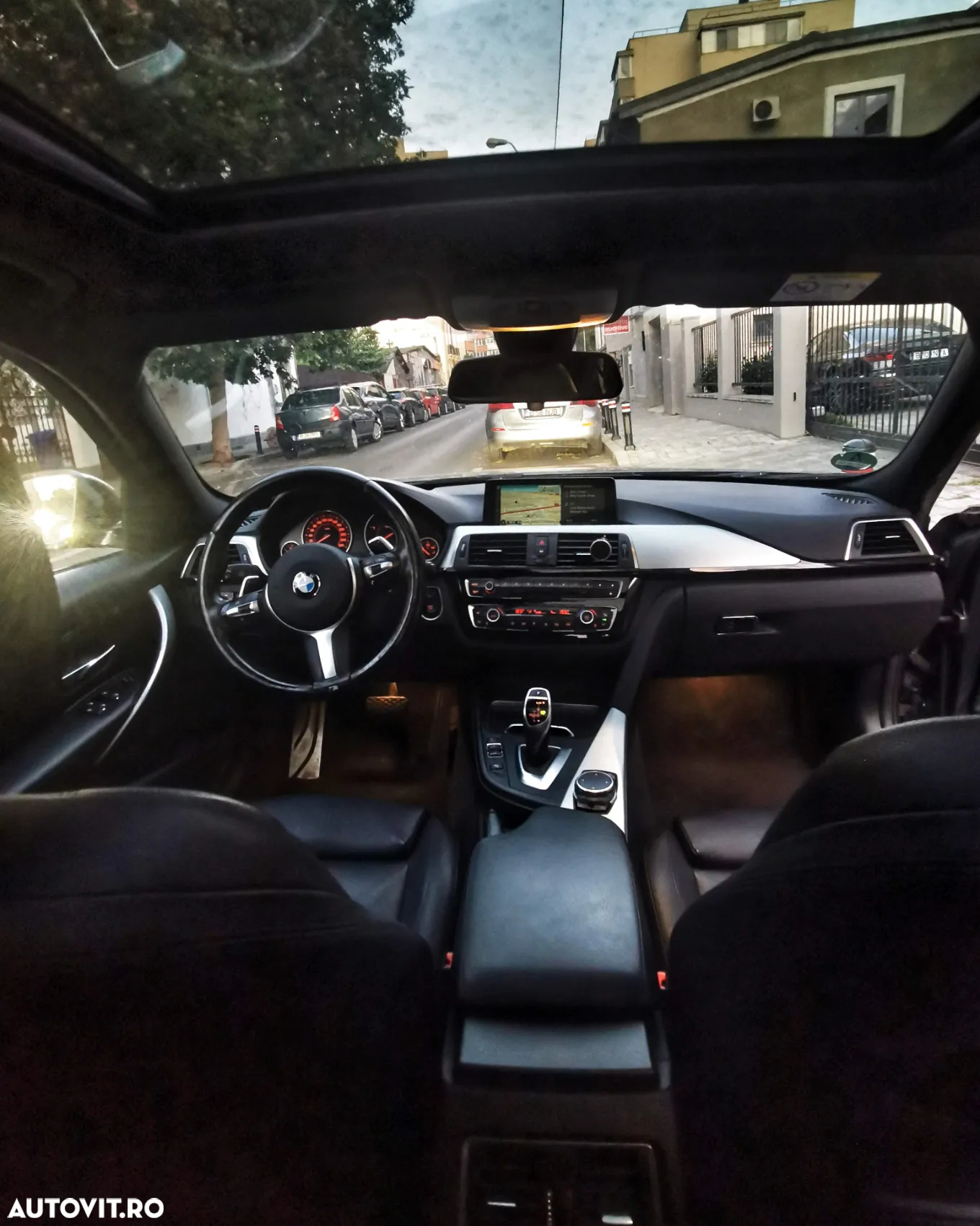 BMW Seria 3 320d Touring Aut. M Sport - 15