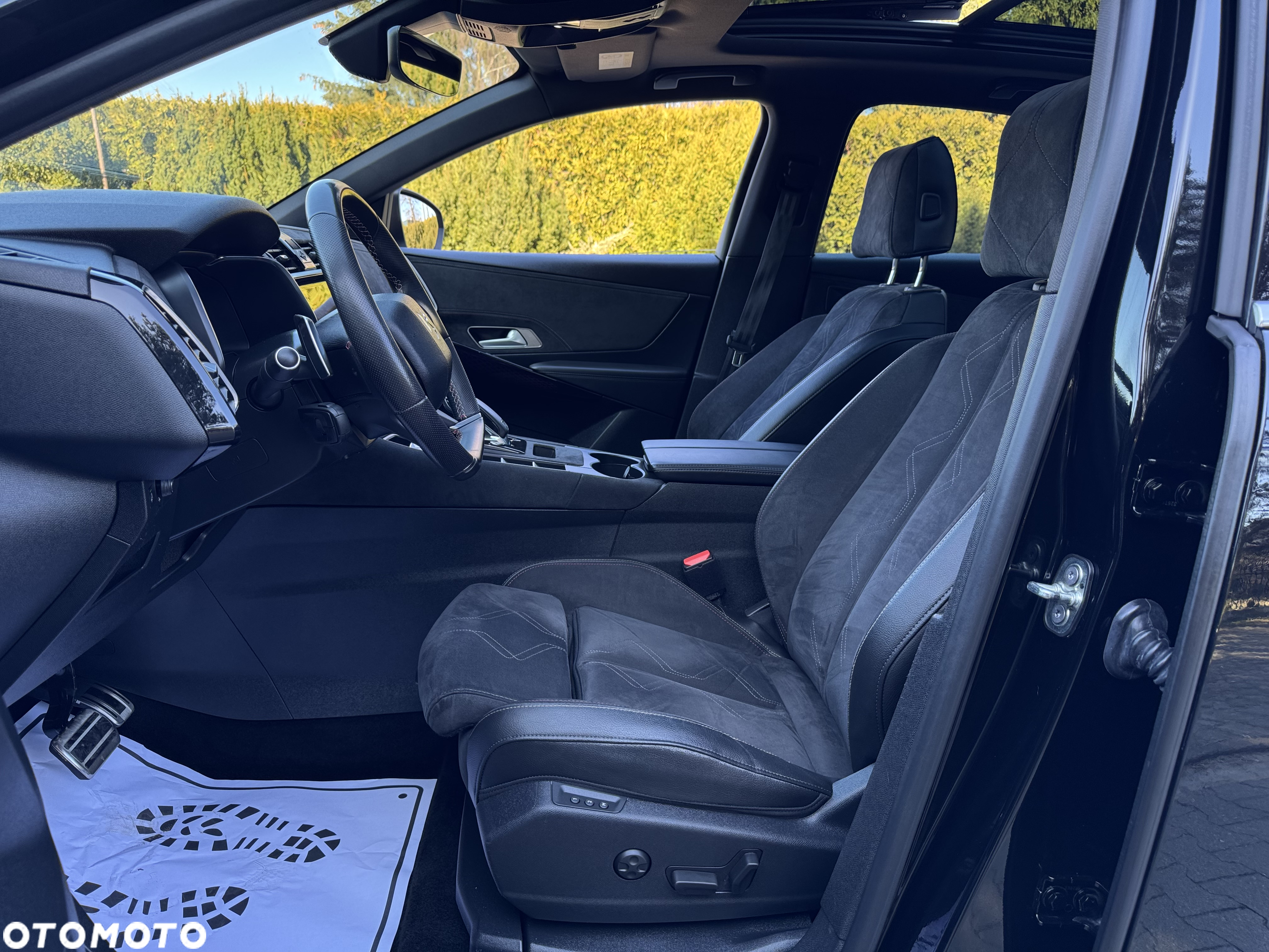 DS Automobiles DS 7 Crossback 1.6 PureTech Performance Line + - 6
