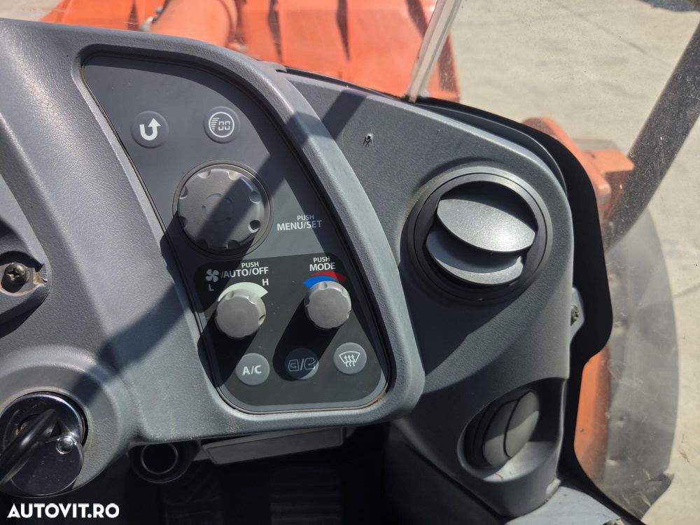 Hitachi ZW250-6, 2018, cupa 4mc, produsa in JAPONIA, masa operationala 22,7tone, anv 23,5R25 80% ok, Consum mediu 10l/ora, camera mers masalier, STARE FOARTE BUJNA-posibilitate leasing 2 ani-PROMOTIE 66.900 EUR+Tva - 17
