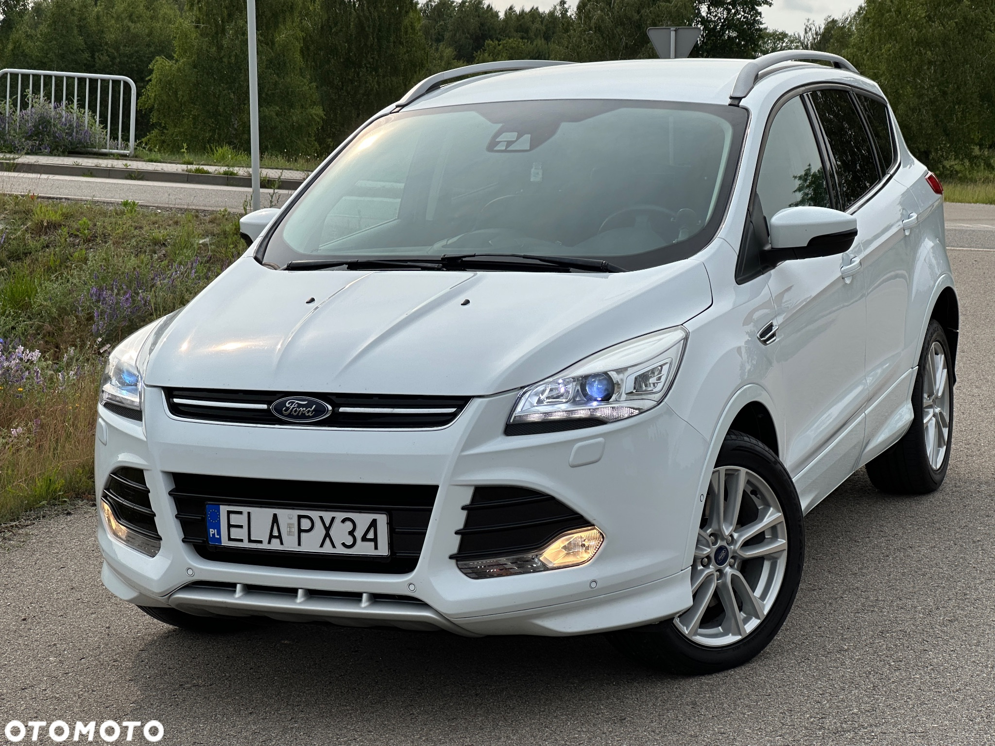 Ford Kuga 2.0 TDCi Titanium S - 24