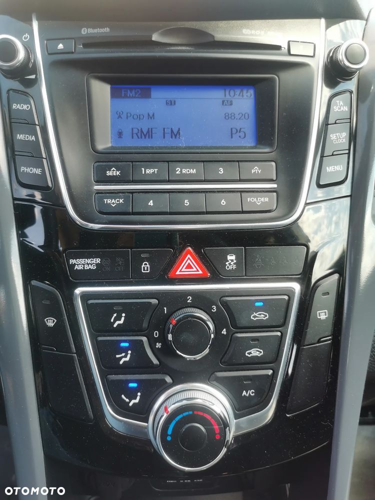 Hyundai i30 1.4 Comfort - 12