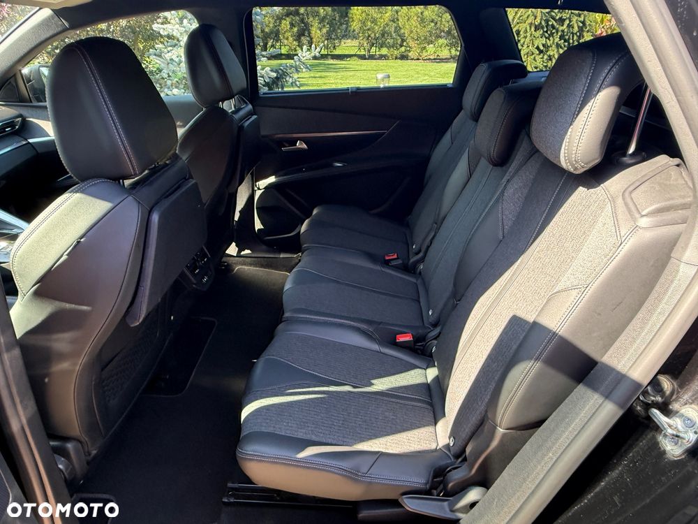 Peugeot 5008 PureTech 180 EAT8 Stop & Start GT - 23