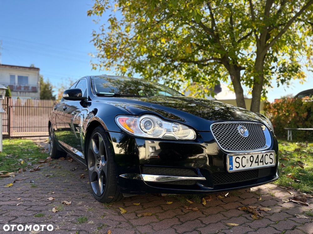 Jaguar XF - 18