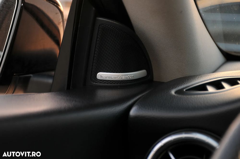 Mercedes-Benz CLA - 24