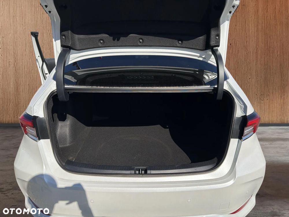 Toyota Corolla 1.8 Hybrid Style - 14