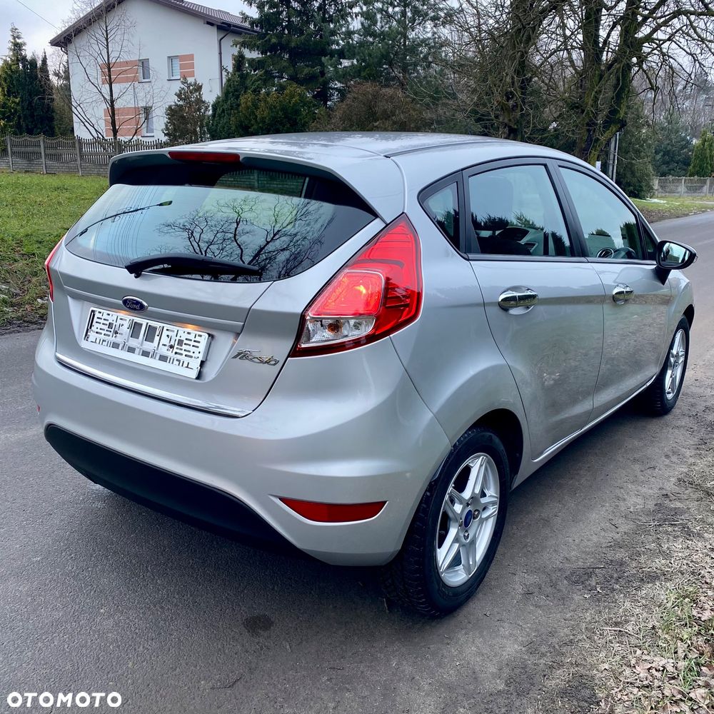 Ford Fiesta 1.25 Titanium - 10