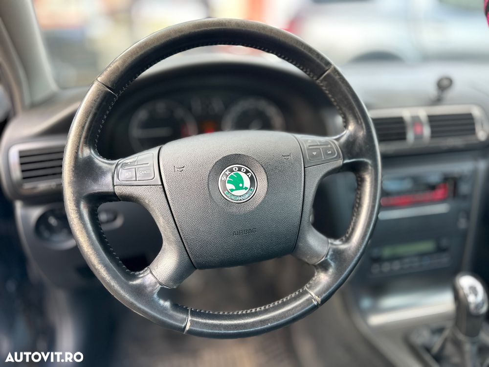 Skoda Superb 2.0 TDI Ambition - 12