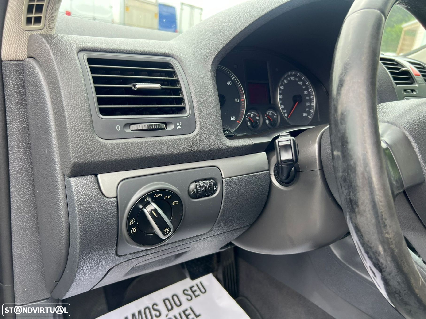 VW Golf 2.0 TDi Sport DSG - 18