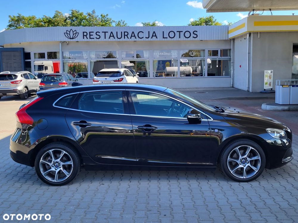 Volvo V40 D2 Drive-E Ocean Race - 6