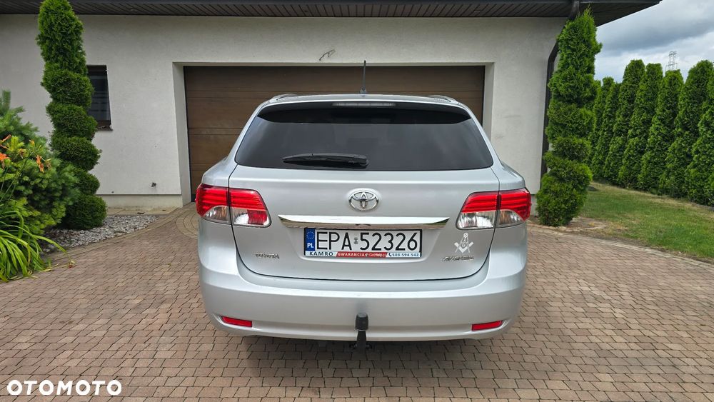 Toyota Avensis - 7