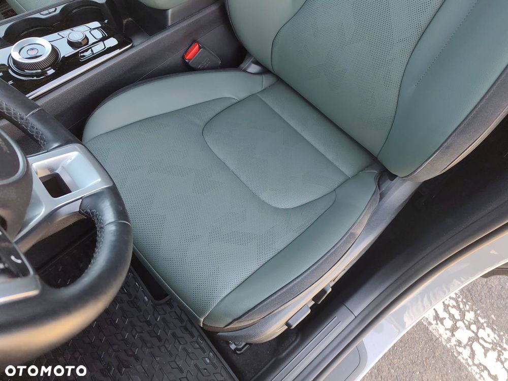 Kia Sportage - 12