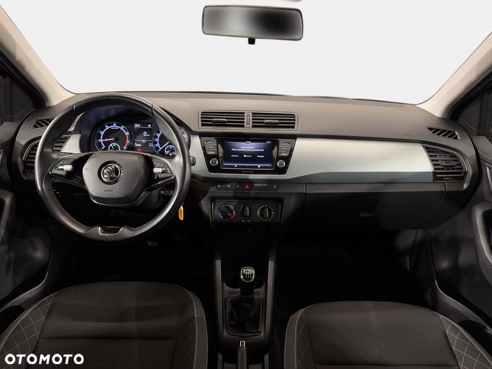 Skoda Fabia - 14