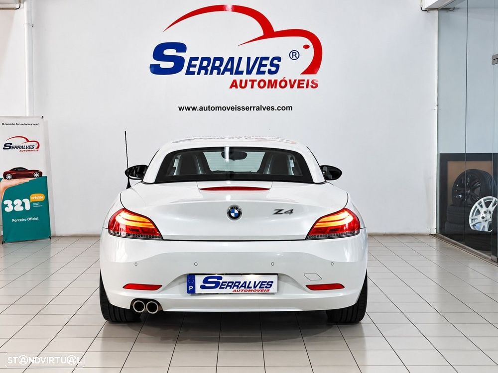 BMW Z4 20 i — fotografia 4