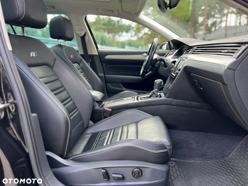 Volkswagen Passat - 10
