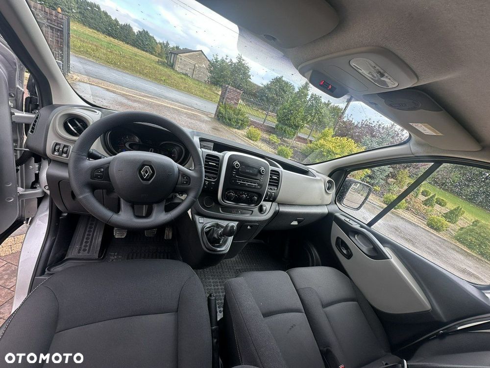 Renault Trafic - 15