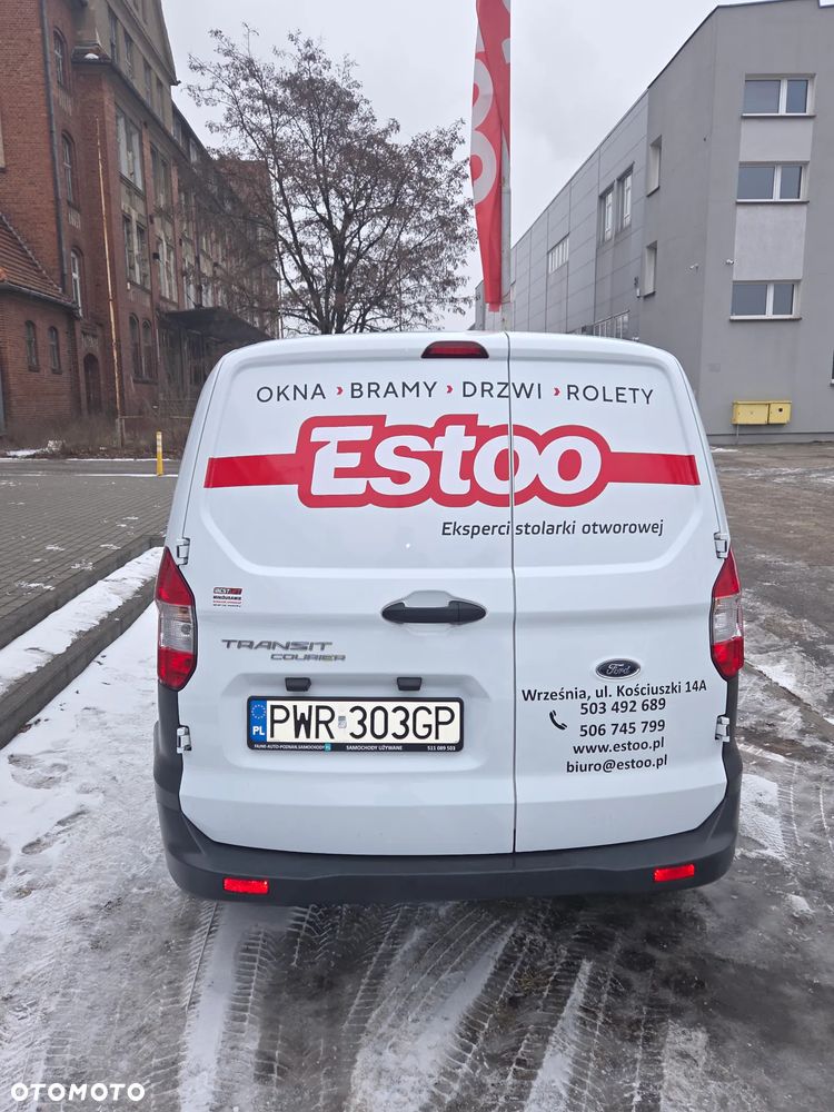 Ford Transit Courier - 4