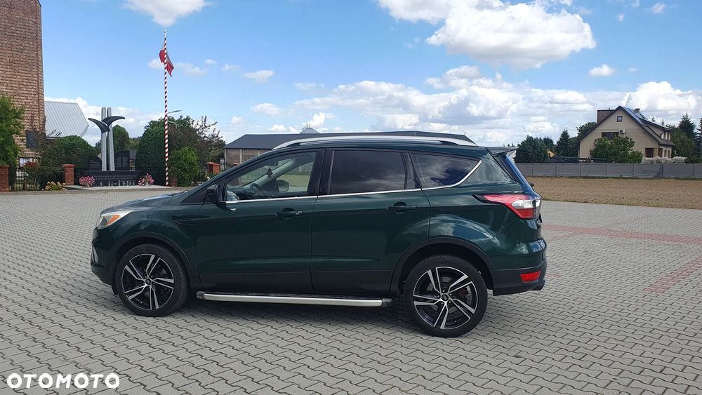 Ford Kuga 1.5 TDCi 2x4 Titanium - 11