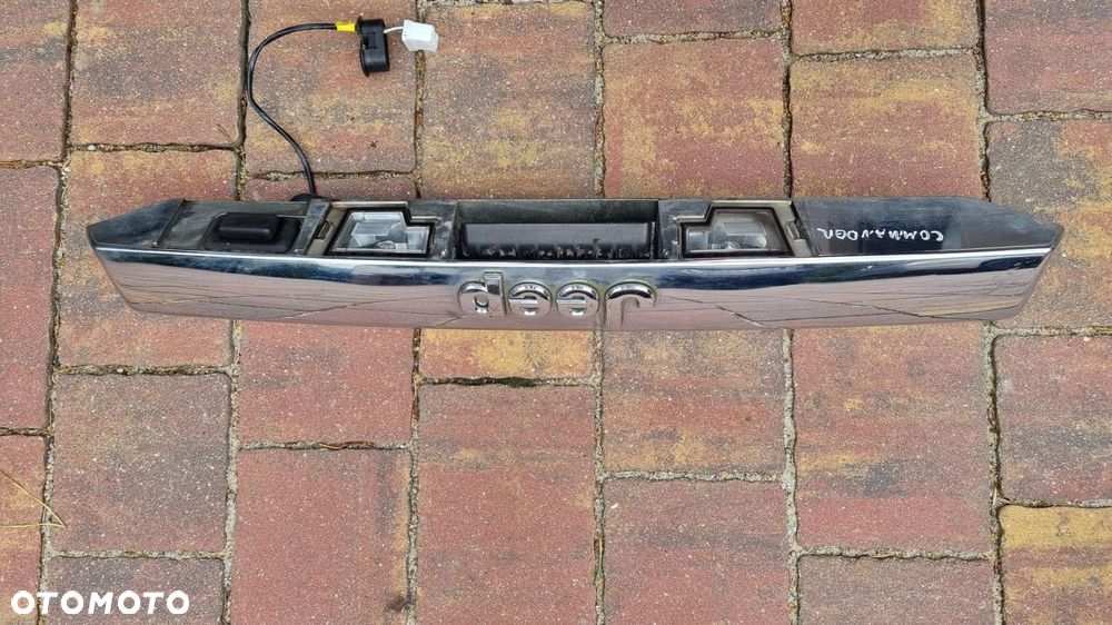 blenda klapy bagaznika jeep commander - 1