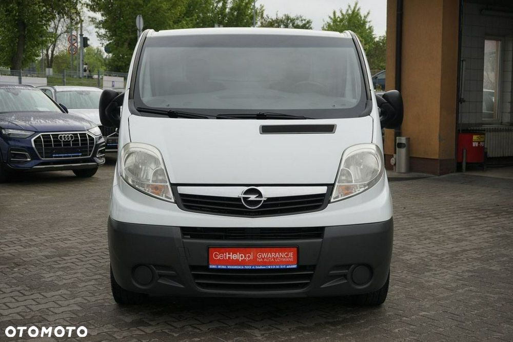 Opel Vivaro - 10