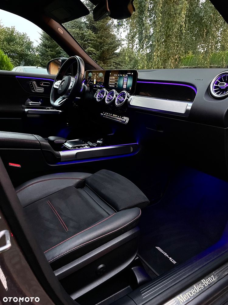 Mercedes-Benz GLB 200 7G-DCT AMG Line - 35