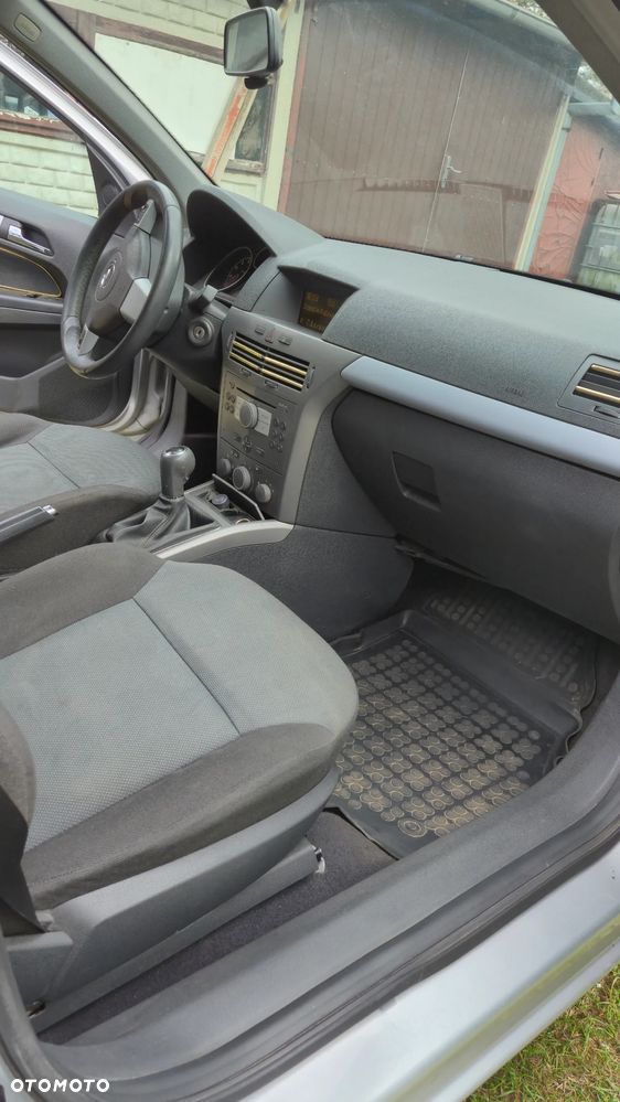 Opel Astra - 10