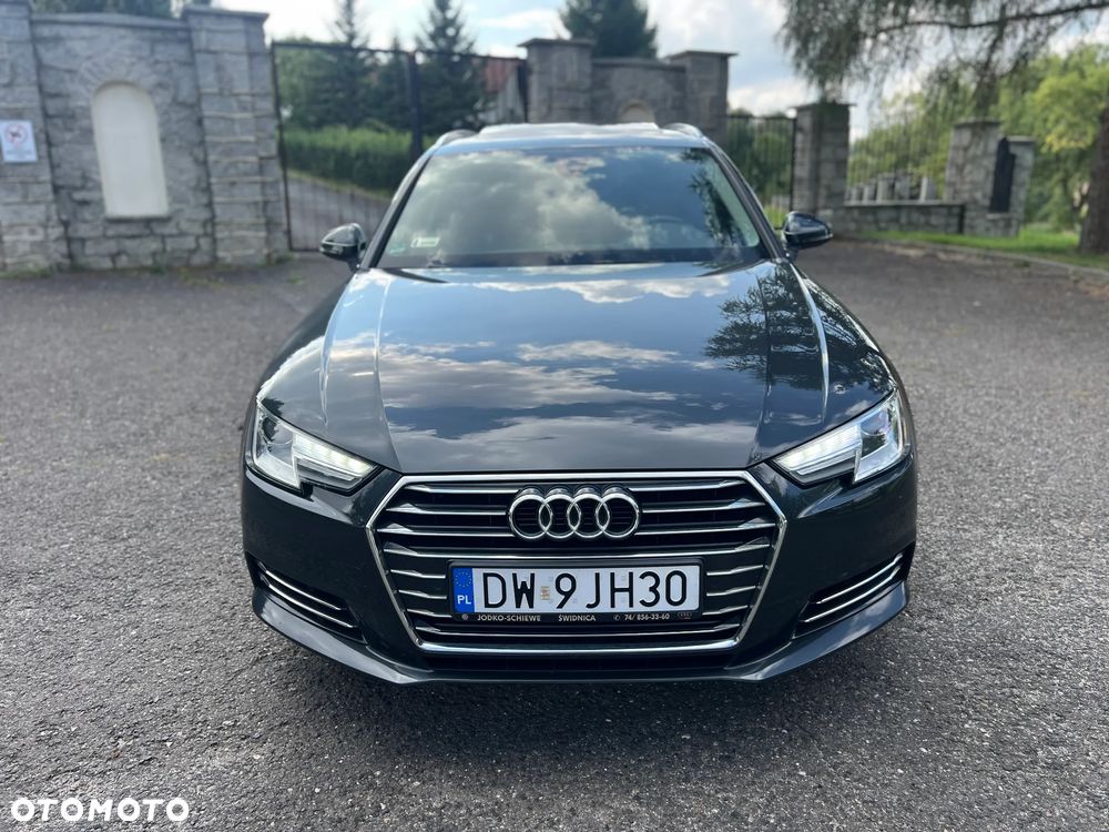 Audi A4 Avant - 6