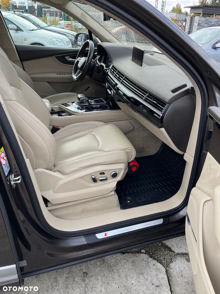 Audi Q7 - 29