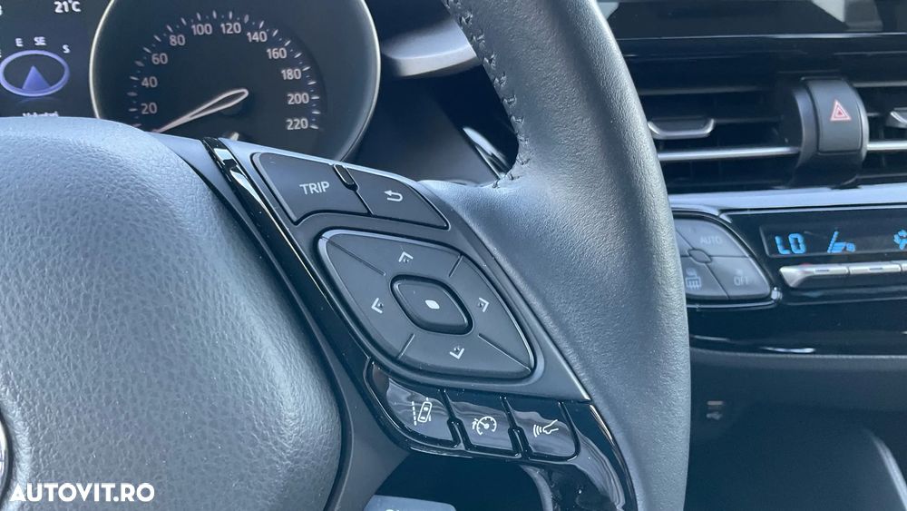 Toyota C-HR 1.8 HSD 122 CP 4x2 CVT Core - 31