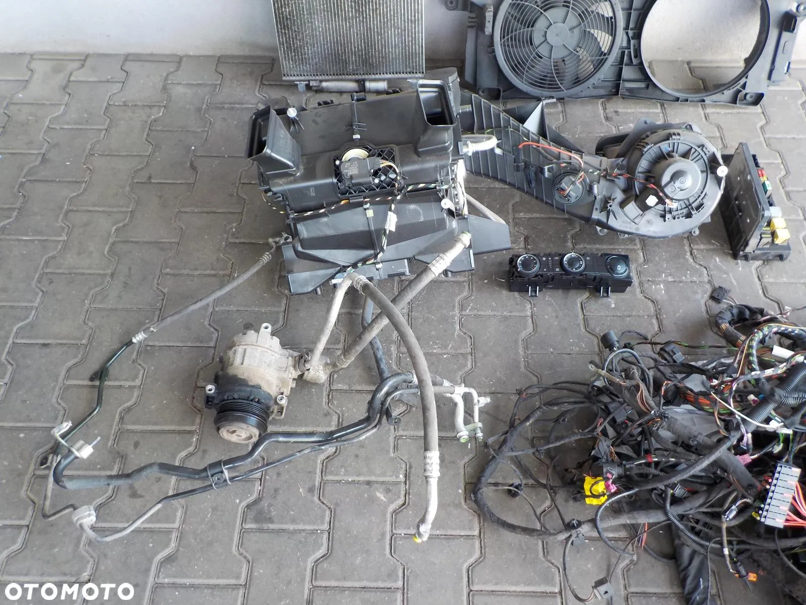 VW CRAFTER 2.0 TDI KLIMATYZACJA KLIMA KOMPLETNA - 2