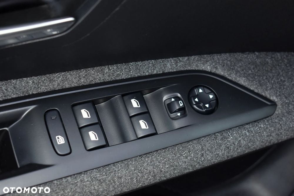 Peugeot 3008 1.2 PureTech Active - 23