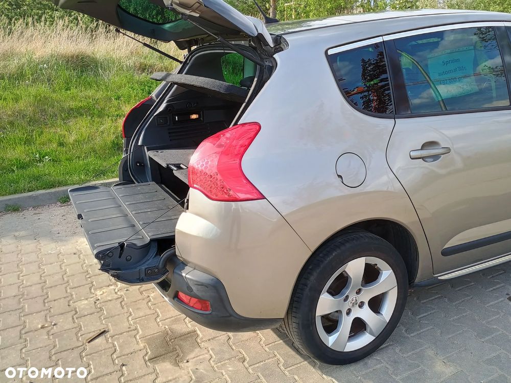 Peugeot 3008 e-HDi FAP 110 EGS6 Stop&Start Access - 12