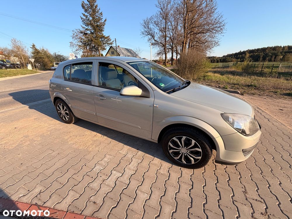 Opel Astra - 16