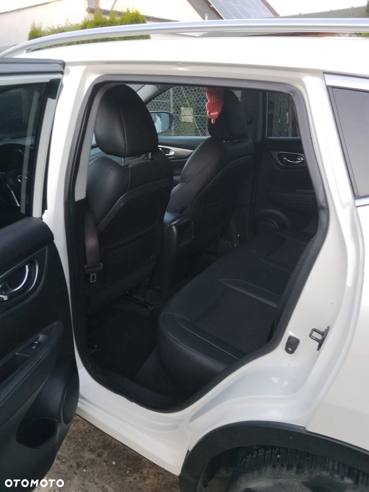 Nissan Qashqai 1.3 DIG-T N-Connecta - 18