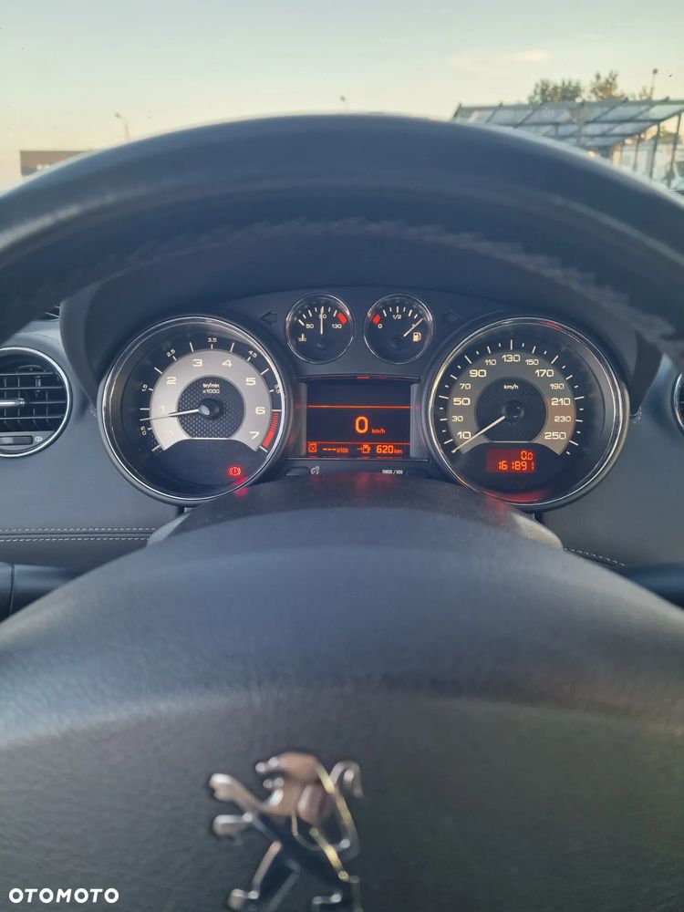 Peugeot RCZ - 7