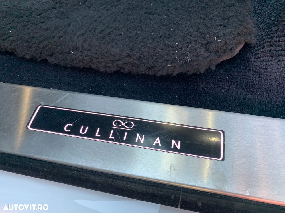 Rolls-Royce Cullinan - 12