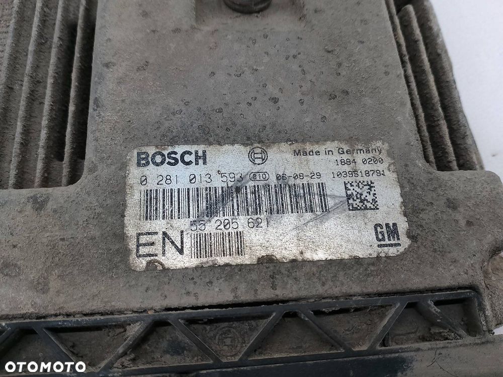 KOMPUTER, STEROWNIK OPEL ZAFIRA B 55205621  0281013593 1.9 CDTI - 2
