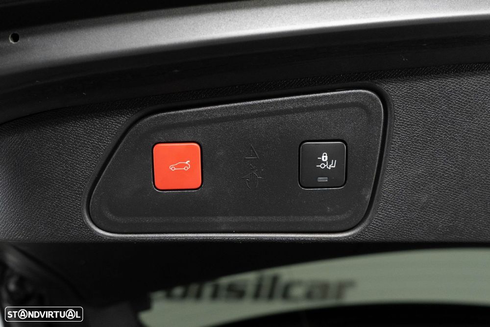 Peugeot 3008 1.6 Hybrid GT Pack e-EAT8 - 16