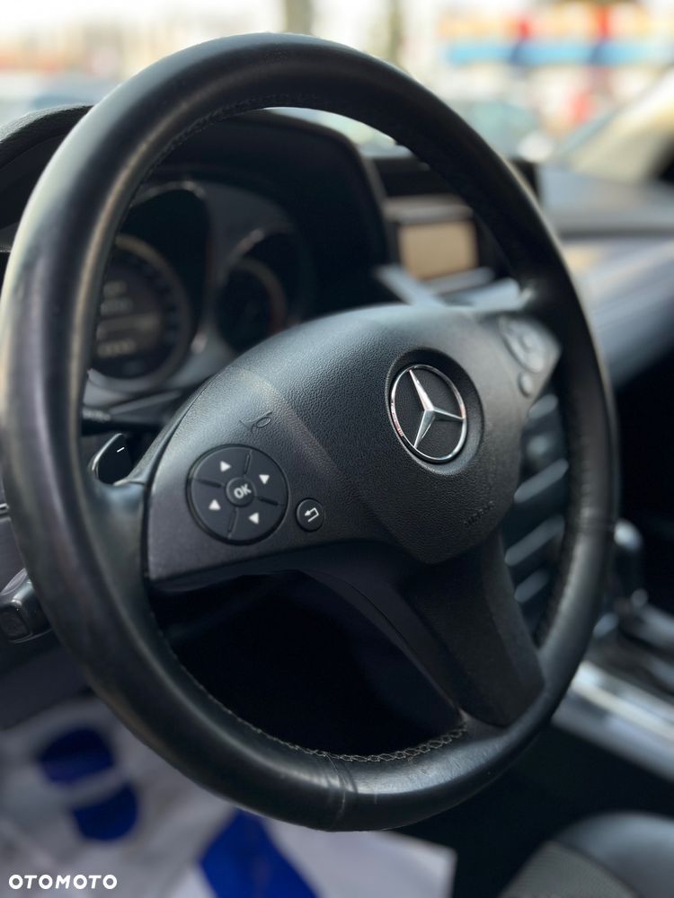 Mercedes-Benz GLK 220 CDI DPF 4Matic BlueEFFICIENCY 7G-TRONIC - 8