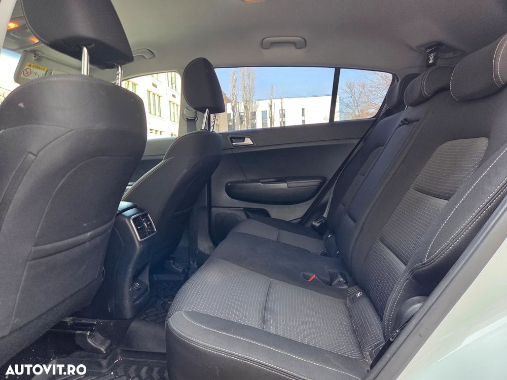 Kia Sportage 1.6 DSL MHEV 7DCT HP 4x4 Plus - 10