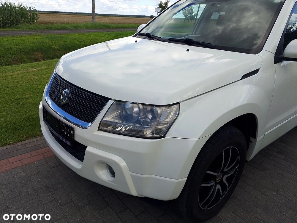 Suzuki Grand Vitara - 3