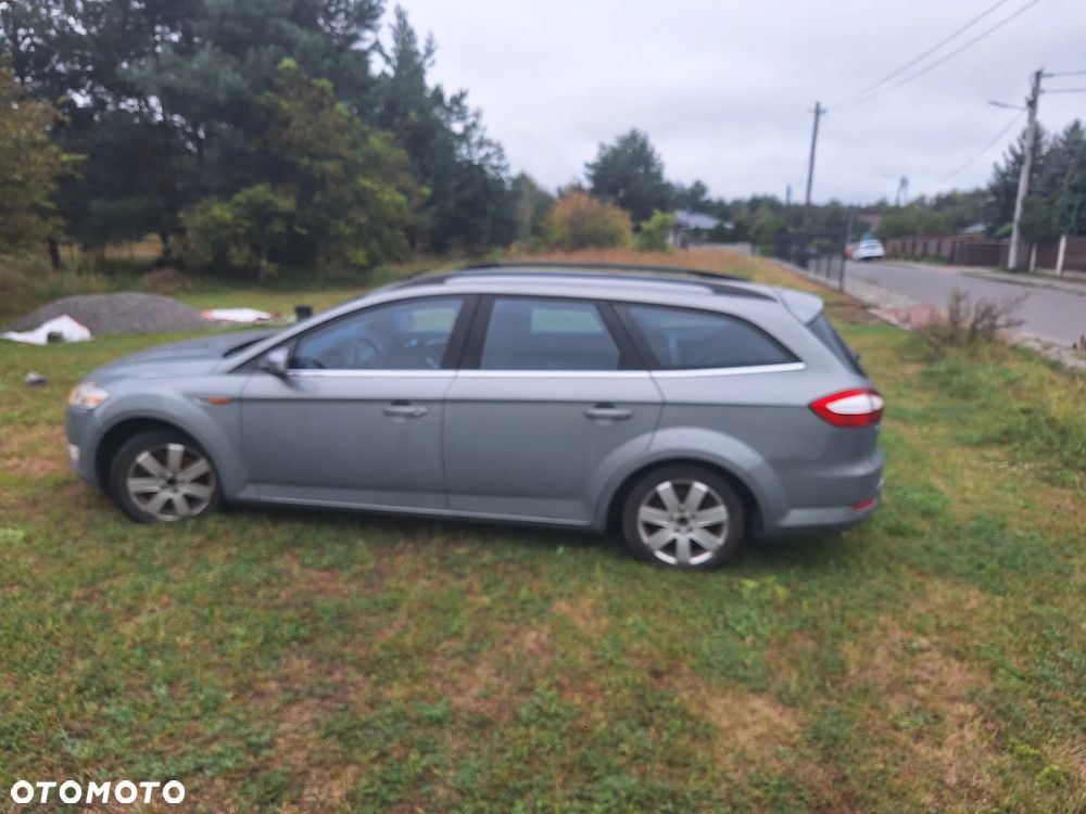 Ford Mondeo 2.0 Trend - 11